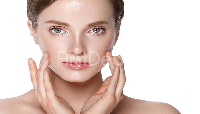 Repulper la peau et stimuler la régénération cellulaire avec un PRP Visage OU Cheveux à 129 DT SEULEMENT chez Derma Clinic !!